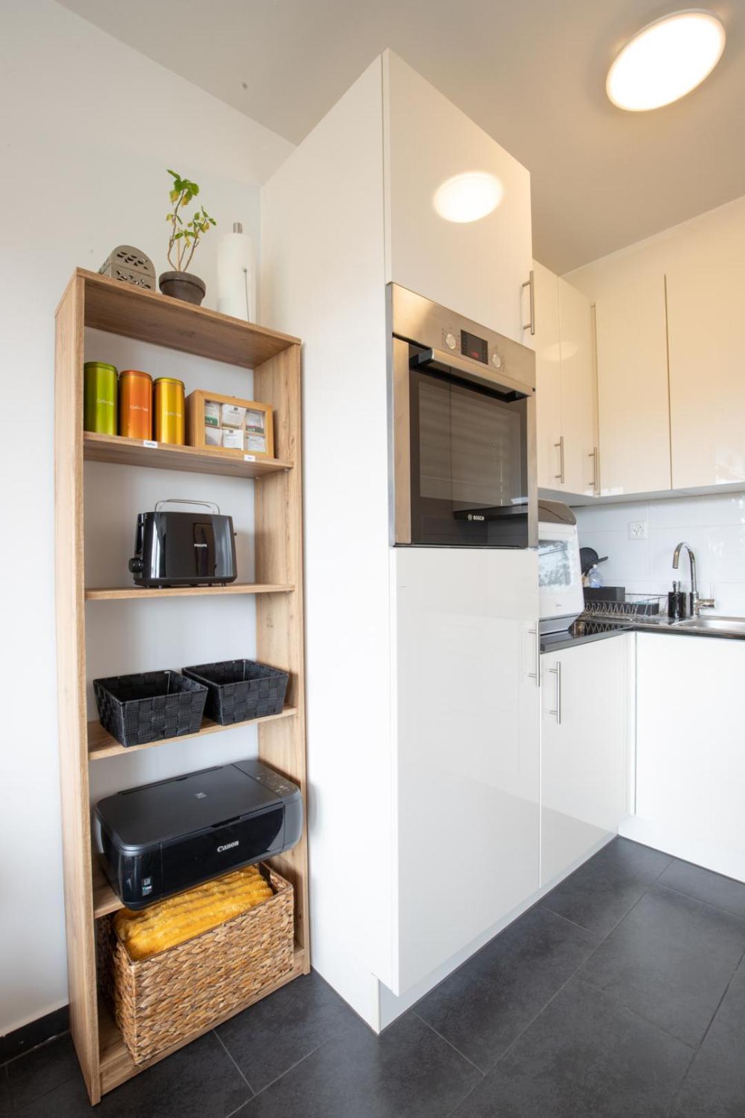 Special Modern Lisa Apartment Basel, Bahnhof Grossbasel 10-Star Exterior photo